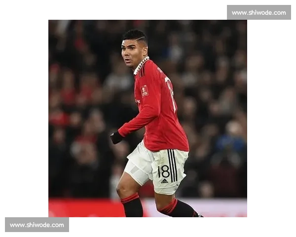 卡塞米罗 11 周年纪念日深情告白：娶你是我人生最正确的决定